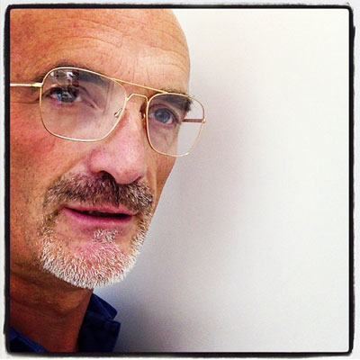 auto-portrait de Bruno Curtil avec les lunettes Hervé Domar